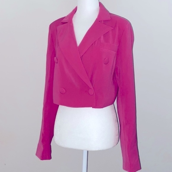 Lovers + friends fuschia crop blazer top - Picture 3 of 10